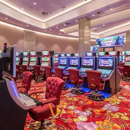 호텔 Concorde Tower & Casino & Convention & 5*