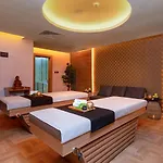 Concorde Tower & Casino & Convention & Hotel 5*