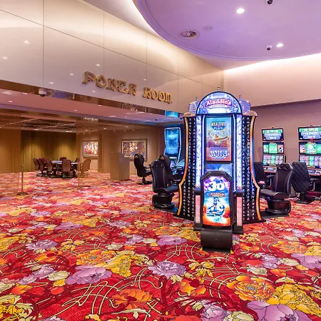 Concorde Tower & Casino & Convention & מלון ניקוסיה