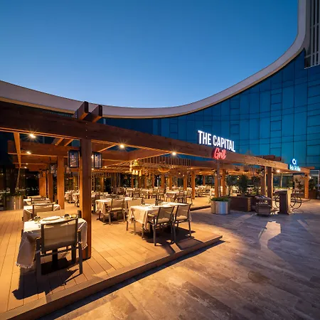 Concorde Tower & Casino & Convention & מלון 5*