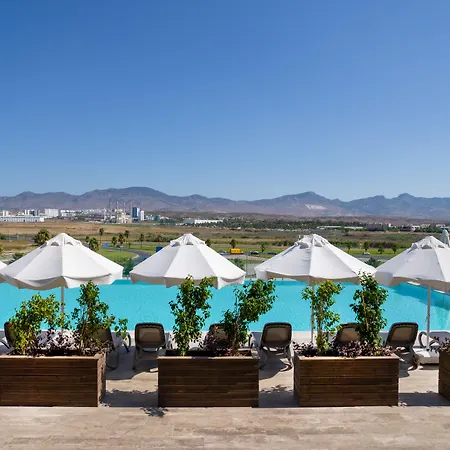 Hotell Concorde Tower & Casino & Convention &