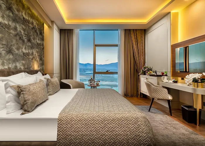 Отель Concorde Tower & Casino & Convention &