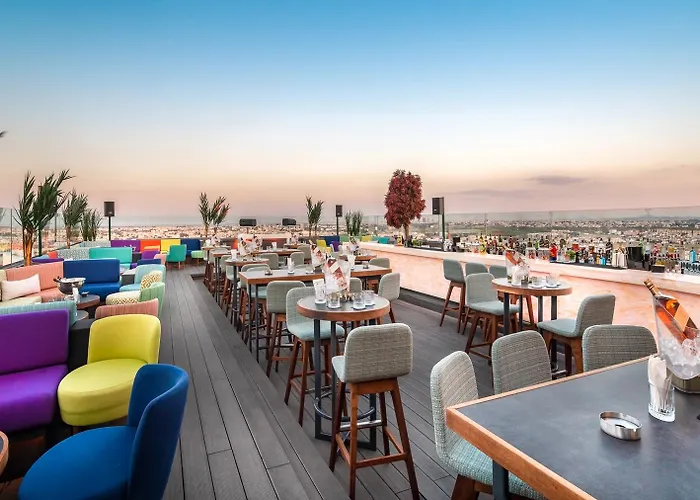 酒店 Concorde Tower & Casino & Convention &