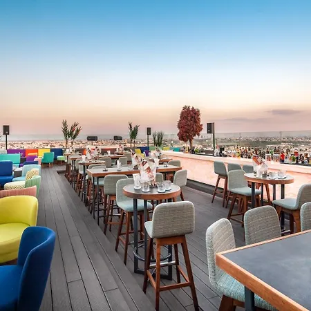 Otel Concorde Tower & Casino & Convention &