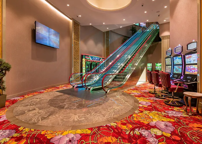 Concorde Tower & Casino & Convention & 5*